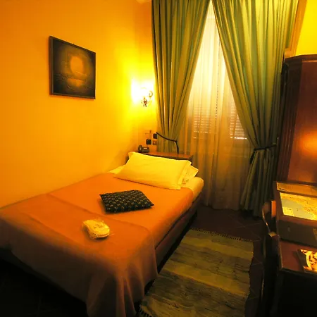 Toledo * Неаполь