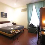 Toledo * ナポリ