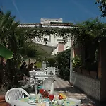 Toledo * ナポリ